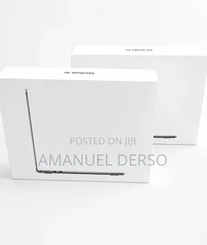New Laptop Apple MacBook Pro 2025 M5 16GB Apple M5 Pro SSD 512GB