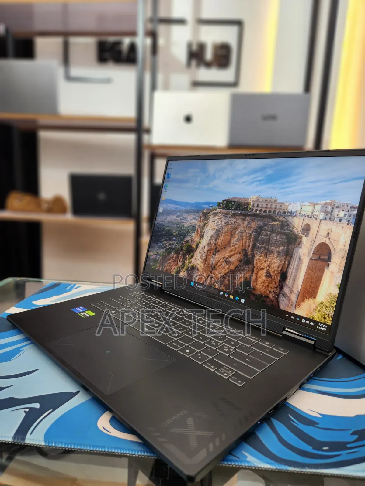 New Laptop Gigabyte GAMING A16 16GB Intel Core i7 SSD 1T