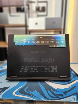 New Laptop Gigabyte GAMING A16 16GB Intel Core i7 SSD 1T