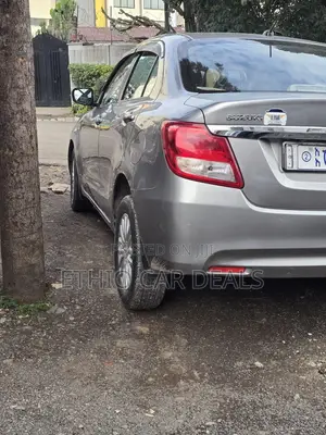 Suzuki Dzire 2022 Silver