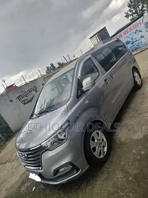 Hyundai Starex 2020 Silver