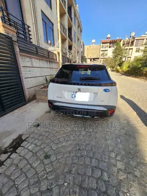 Peugeot 2008 2022 White