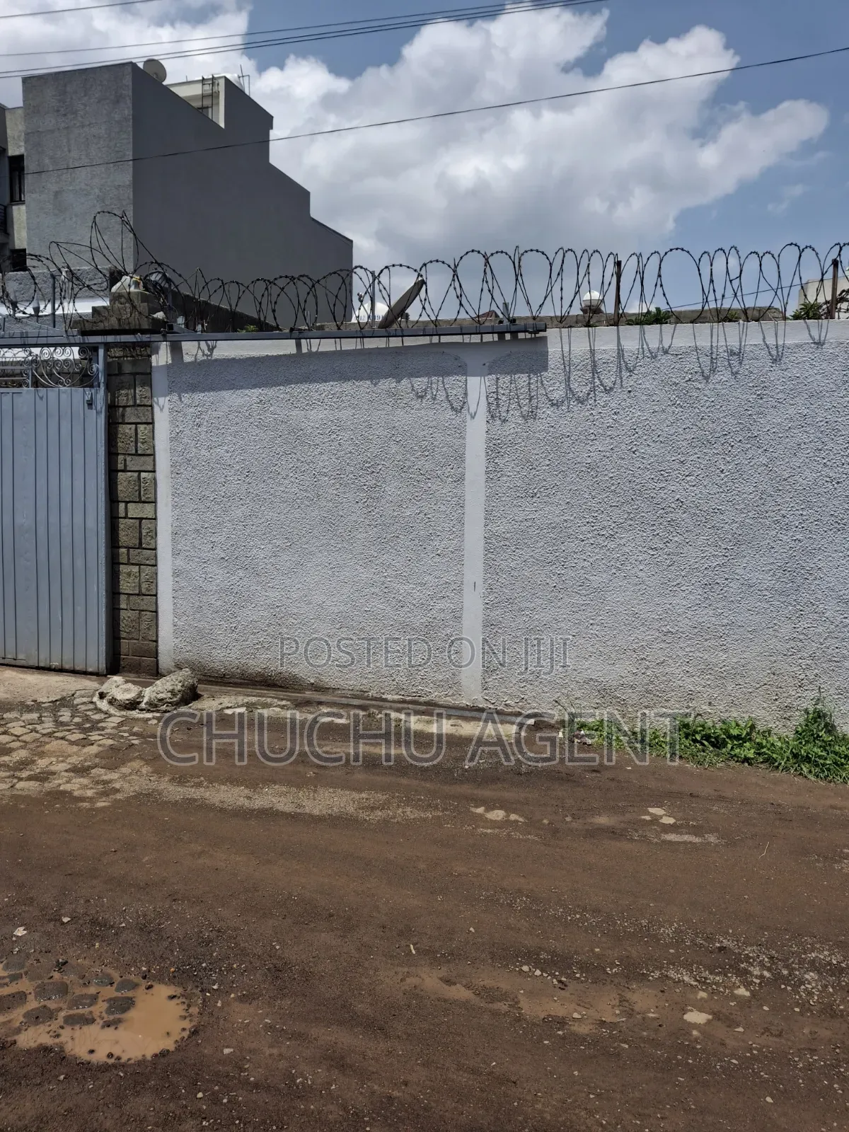 2bdrm House in Bole for sale