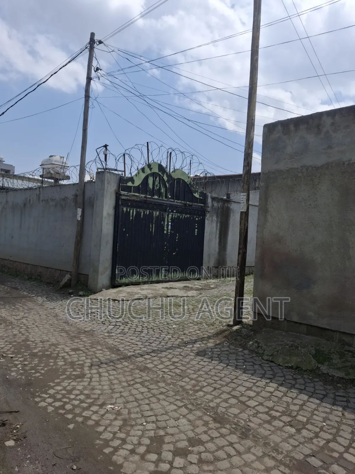 2bdrm House in Bole for sale