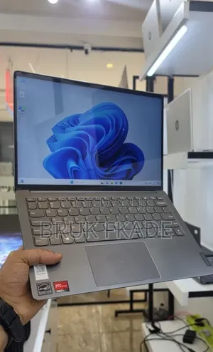 New Laptop Lenovo Ideapad 3 16GB AMD Ryzen 7 SSD 512GB