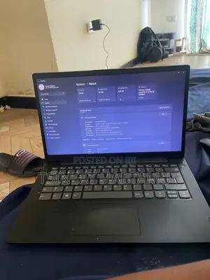 Laptop Lenovo V14 G3 IAP 8GB Intel Core i3 SSD 256GB