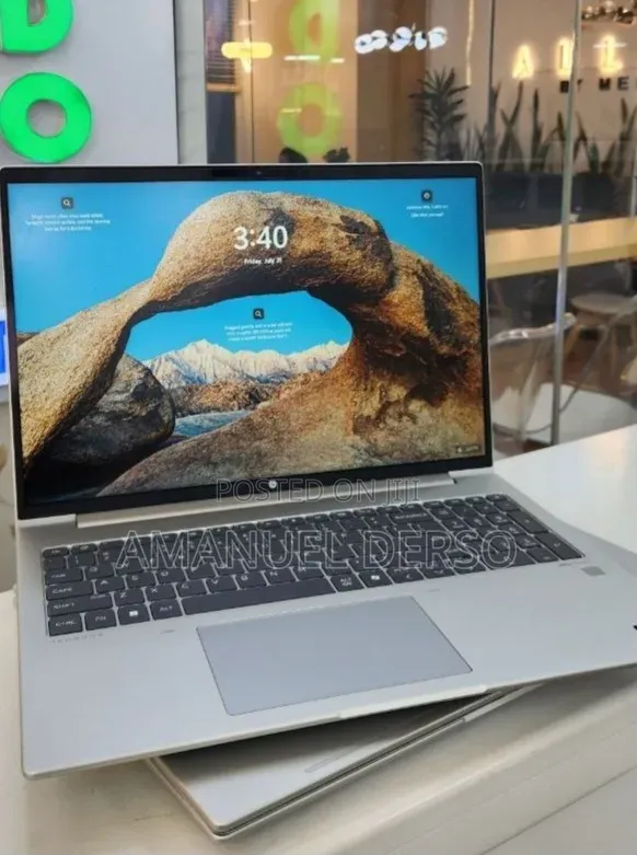 New Laptop HP EliteBook 8460P 16GB Intel Core Ultra 5 SSD 512GB