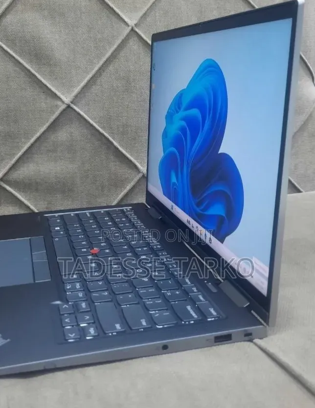 New Laptop Lenovo ThinkPad X1 Yoga 16GB Intel Core i7 SSD 512GB