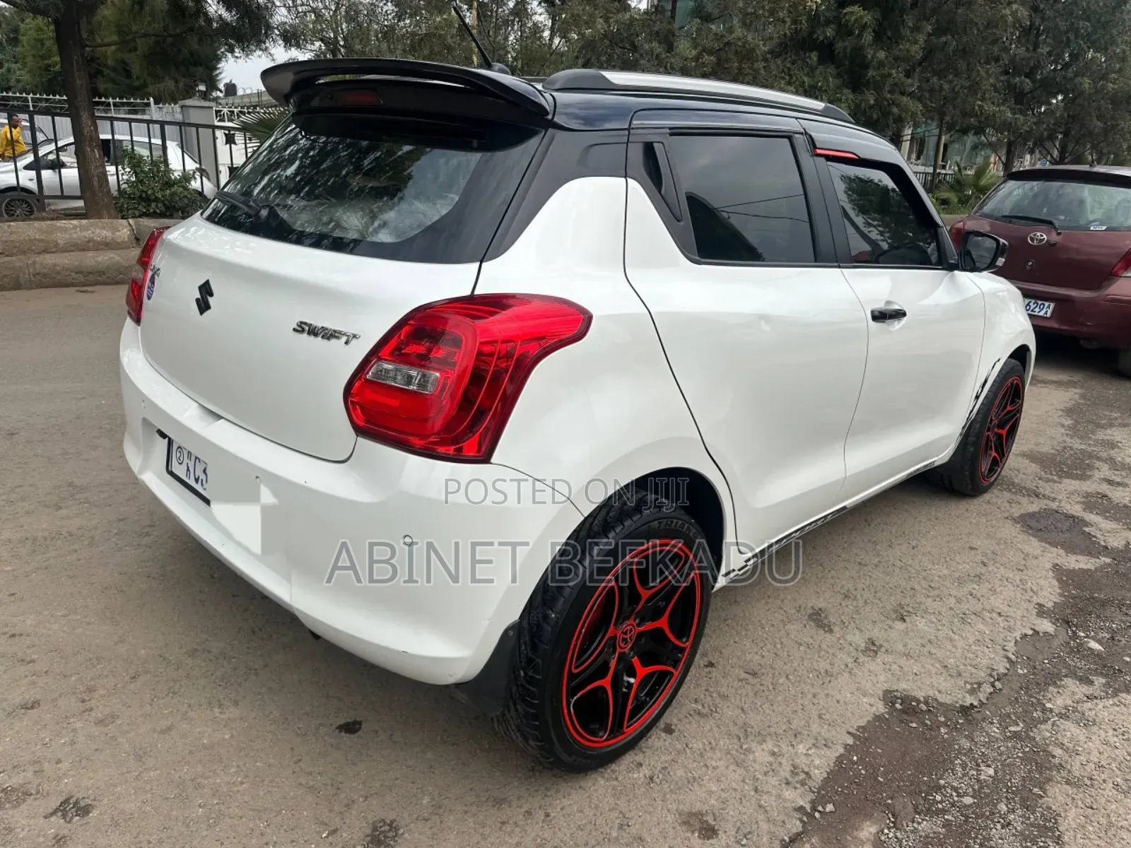 Suzuki Swift 2022 White