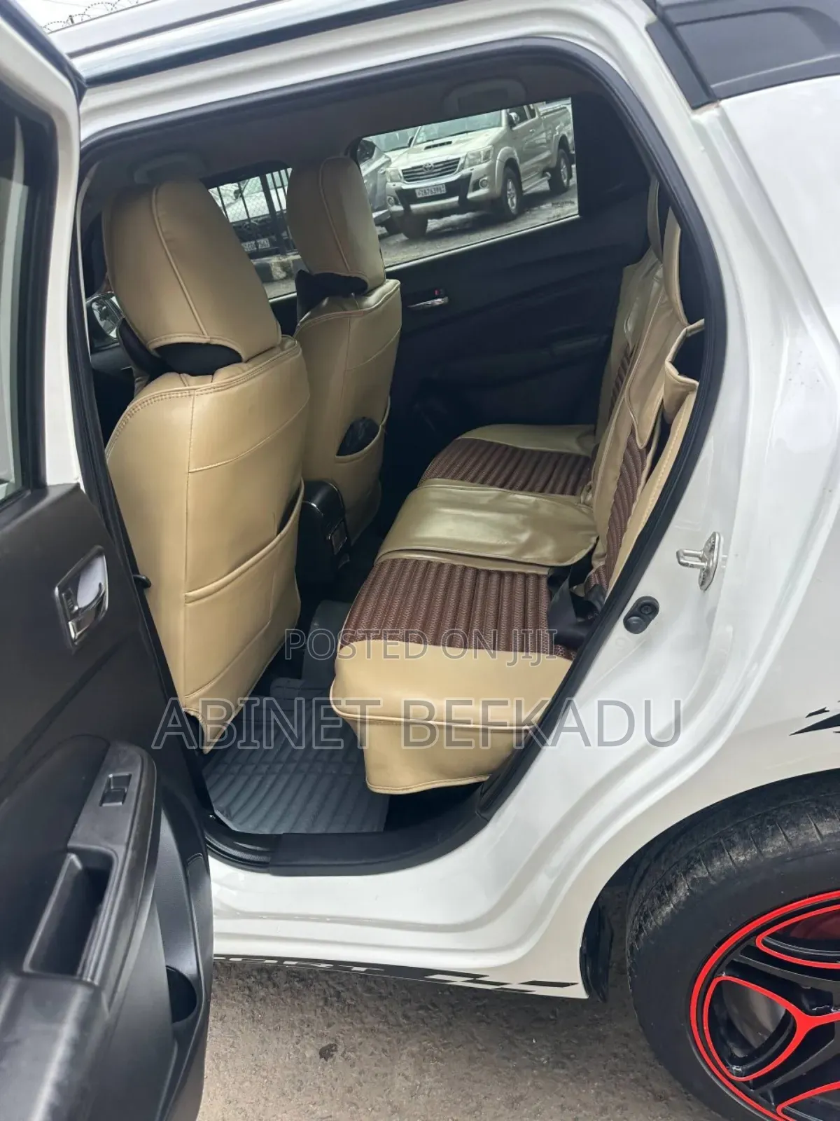 Suzuki Swift 2022 White