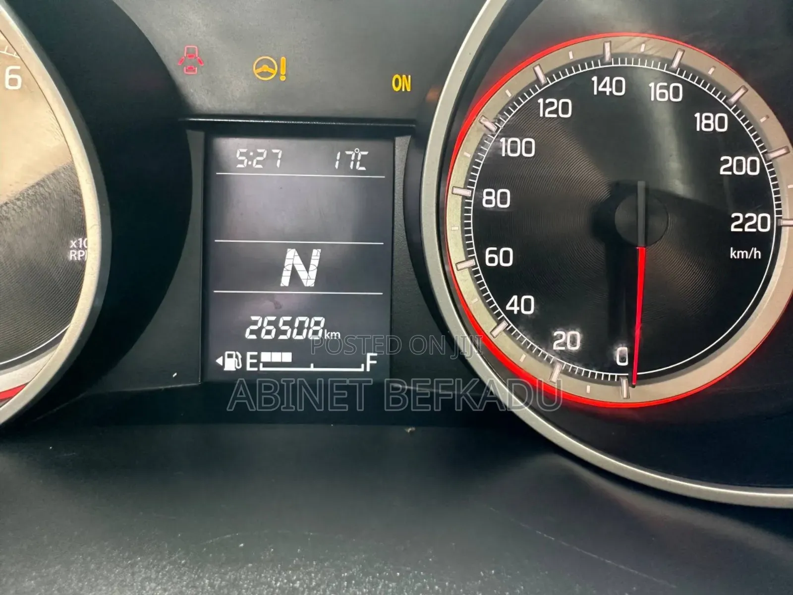 Suzuki Swift 2022 White