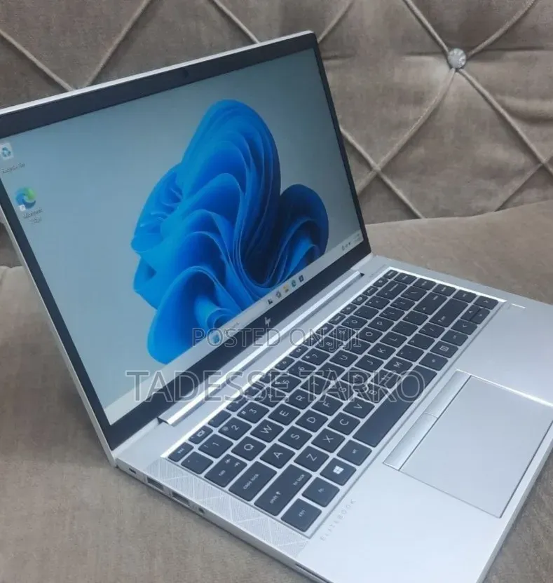 New Laptop HP EliteBook 840 G8 16GB Intel Core i7 SSD 512GB