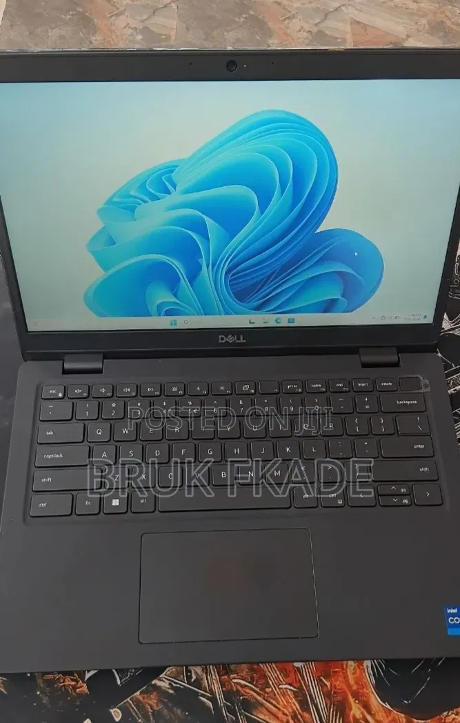 New Laptop Dell Latitude 3420 16GB Intel Core i7 SSD 512GB