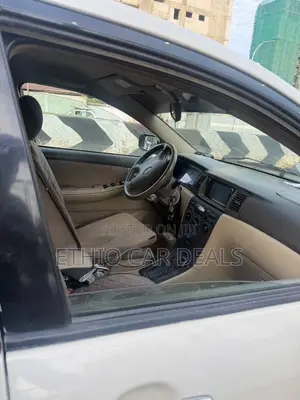 Toyota Corolla 2003 White
