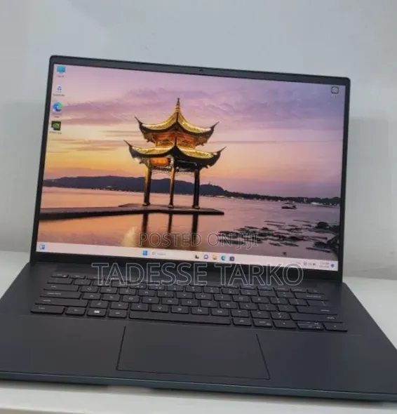 New Laptop Dell Inspiron 15 16GB Intel Core i7 SSD 512GB