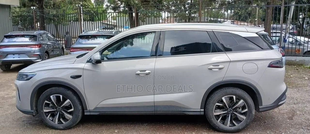 BYD Sealion 05 DM-i 2025 Ivory