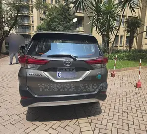 Toyota Rush 2023 Brown
