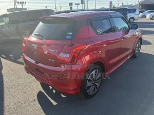 Suzuki Swift 2010 Red