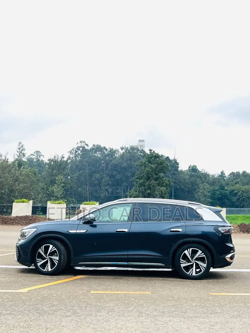Volkswagen ID.6 2022 Blue