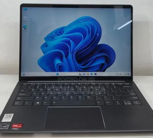 New Laptop Lenovo Ideapad 3 16GB AMD Ryzen 7 SSD 512GB