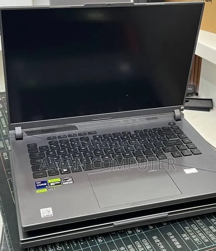 New Laptop Asus ROG Strix G15 16GB Intel Core i9 SSD 1T