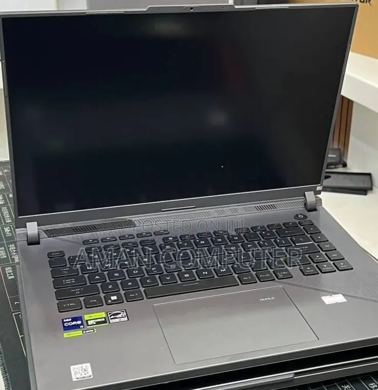 New Laptop Asus ROG Strix G15 16GB Intel Core i9 SSD 1T