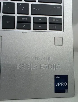 New Laptop HP Elitebook 830 G11 16GB Intel Core i7 SSD 512GB