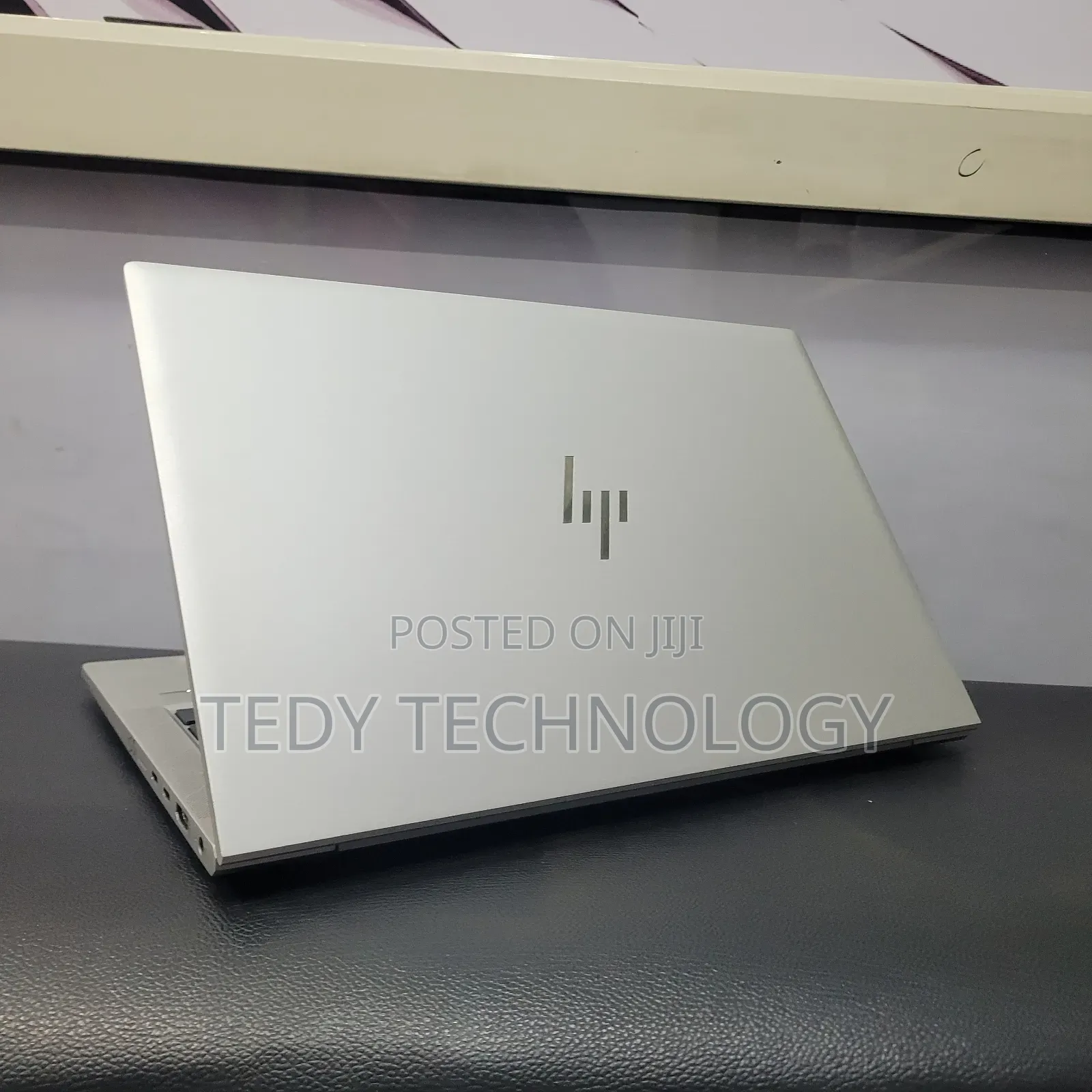 New Laptop HP EliteBook 830 16GB Intel Core i5 SSD 512GB