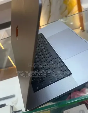 New Laptop Apple MacBook Pro 2021 M1 16GB Apple M1 Pro SSD 512GB