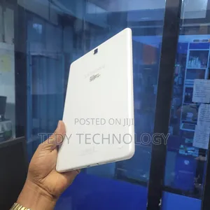 New Samsung Galaxy Tab E SM-T561 16 GB White