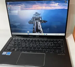 New Laptop Asus ZenBook 13 UX331UN 16GB Intel Core i7 SSD 256GB