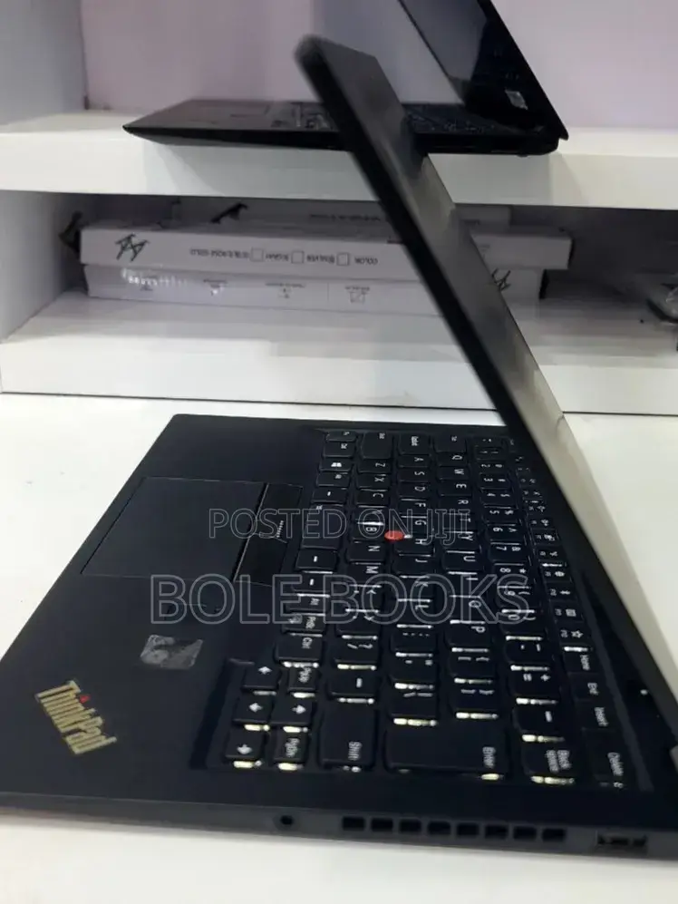 New Laptop Lenovo ThinkPad X1 Carbon 8GB Intel Core i5 SSD 512GB