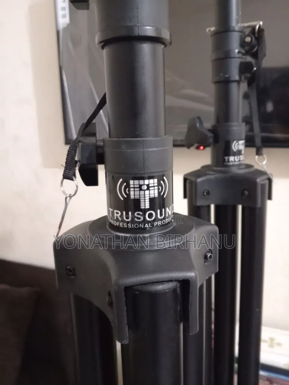 Speaker Stand