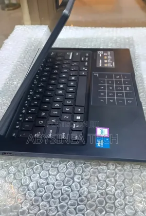 New Laptop Asus VivoBook 15 X505BA 16GB Intel Core i5 SSD 512GB
