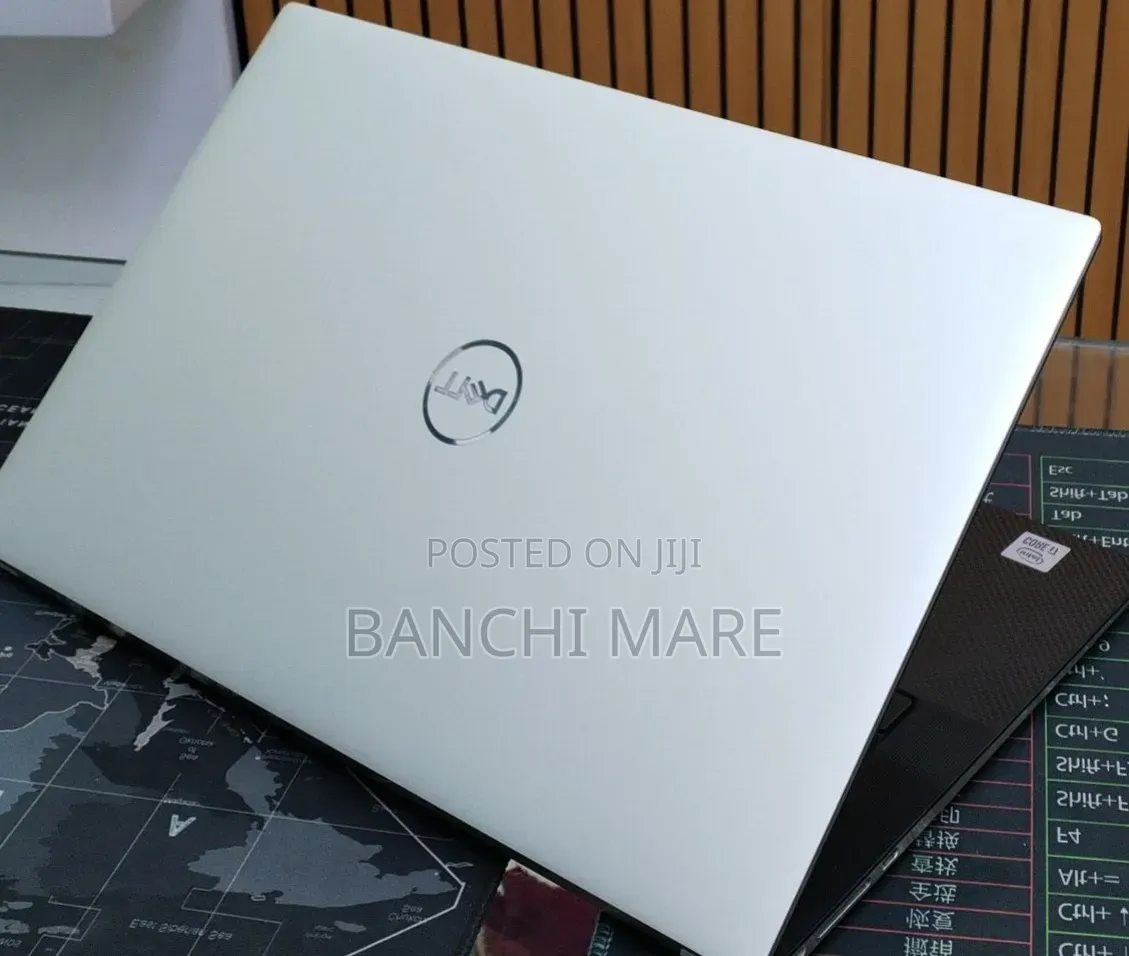 New Laptop Dell XPS 15 9500 16GB Intel Core i7 SSD 512GB