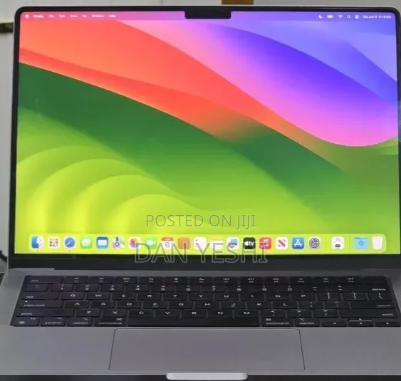 New Laptop Apple MacBook Pro 2023 M3 8GB Apple M3 SSD 512GB