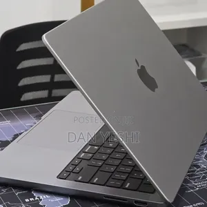 New Laptop Apple MacBook Pro 2023 M3 8GB Apple M3 SSD 512GB