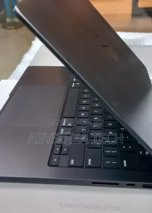 New Laptop Apple MacBook Air 2026 M5 16GB Intel Core i7 SSD 512GB