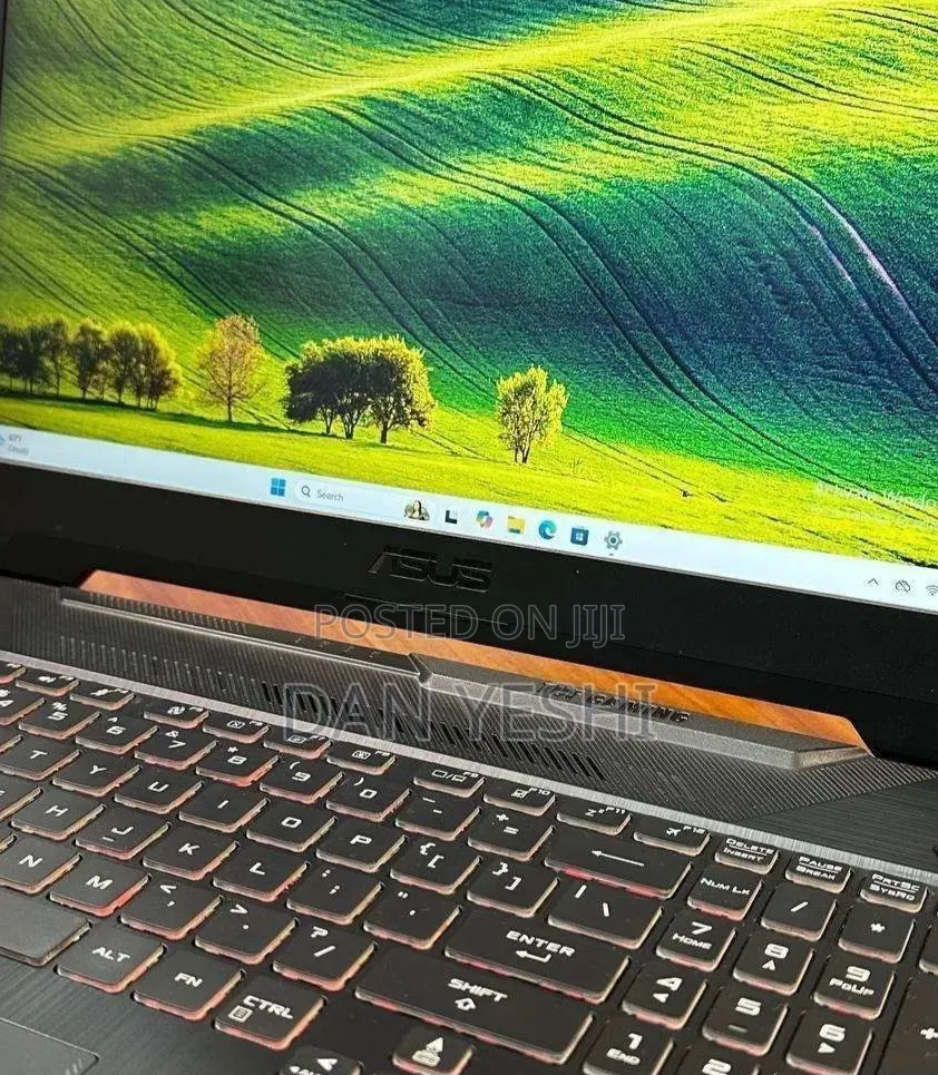 New Laptop Asus 16GB AMD Ryzen 7 SSD 512GB
