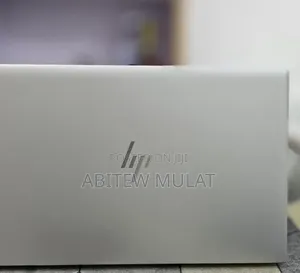 New Laptop HP ZBook Firefly G8 16GB Intel Core i7 SSD 512GB