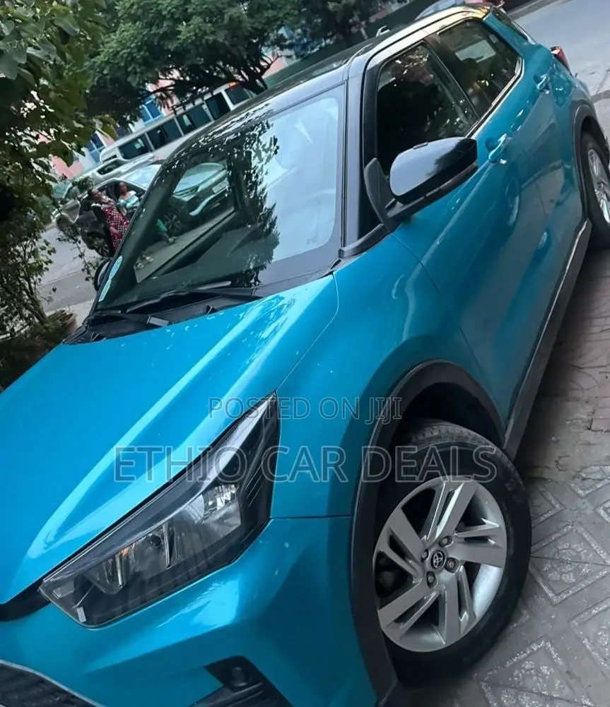 Toyota Raize 2021 Blue