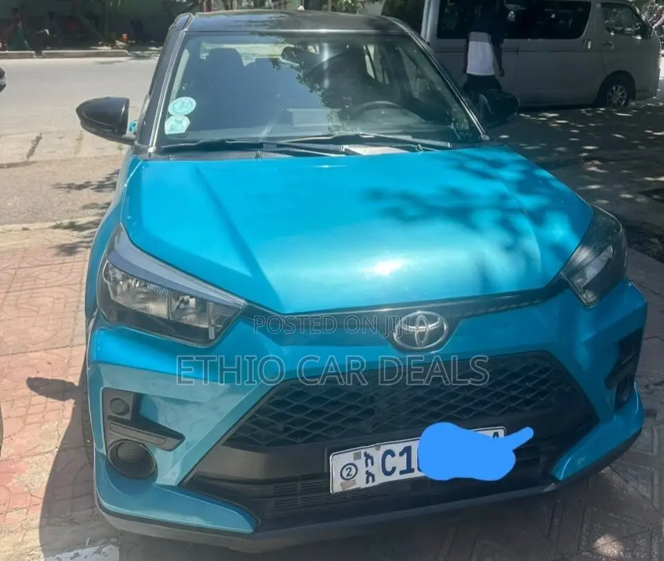 Toyota Raize 2021 Blue