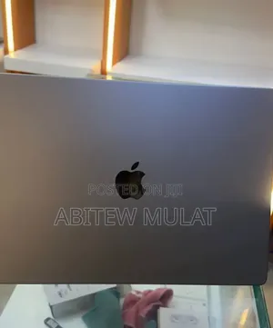 New Laptop Apple MacBook Pro 2021 M1 16GB Apple M1 Pro SSD 512GB