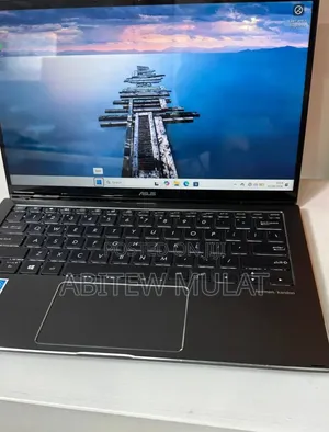 New Laptop Asus ZenBook UX32A 16GB Intel Core i7 SSD 256GB