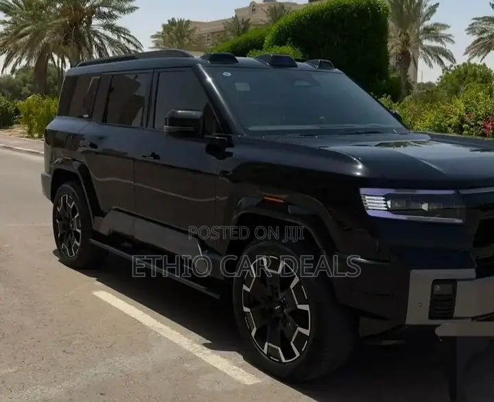 BYD Leopard 8 2.0 Hybrid AWD 2025 Black