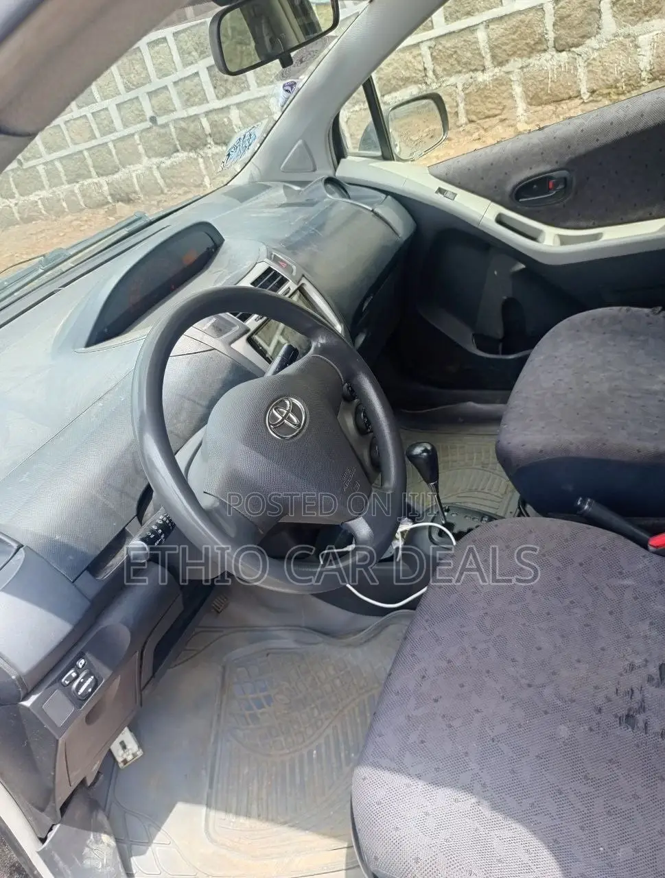 Toyota Yaris 2010 Matt Black