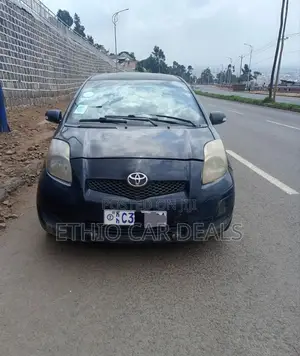 Toyota Yaris 2010 Matt Black