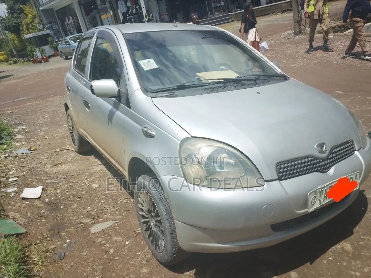 Toyota Vitz 2001 Silver