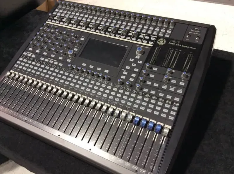 Topp Pro DMX 24.4, a 24-Channel Digital Mixer
