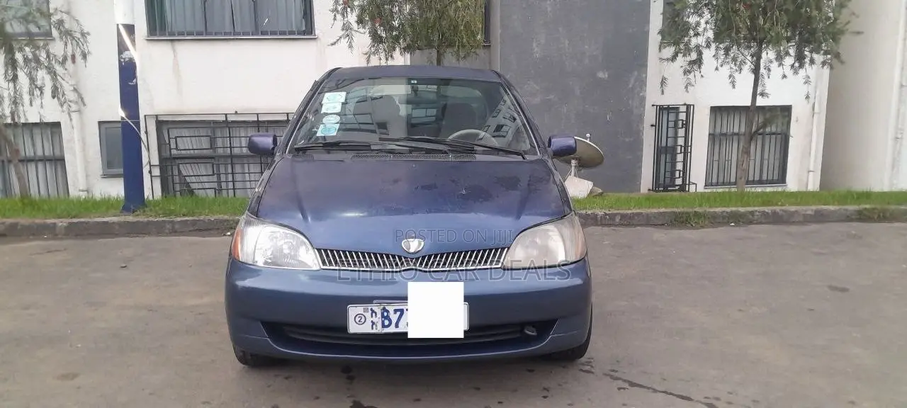 Toyota Platz 2002 Blue